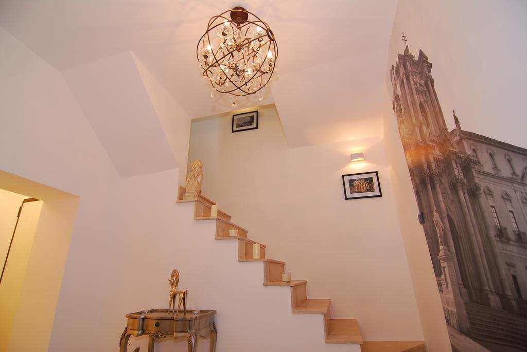 Imaginarium Syracuse Room photo