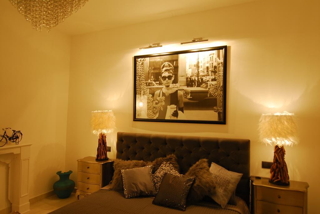 Imaginarium Syracuse Room photo