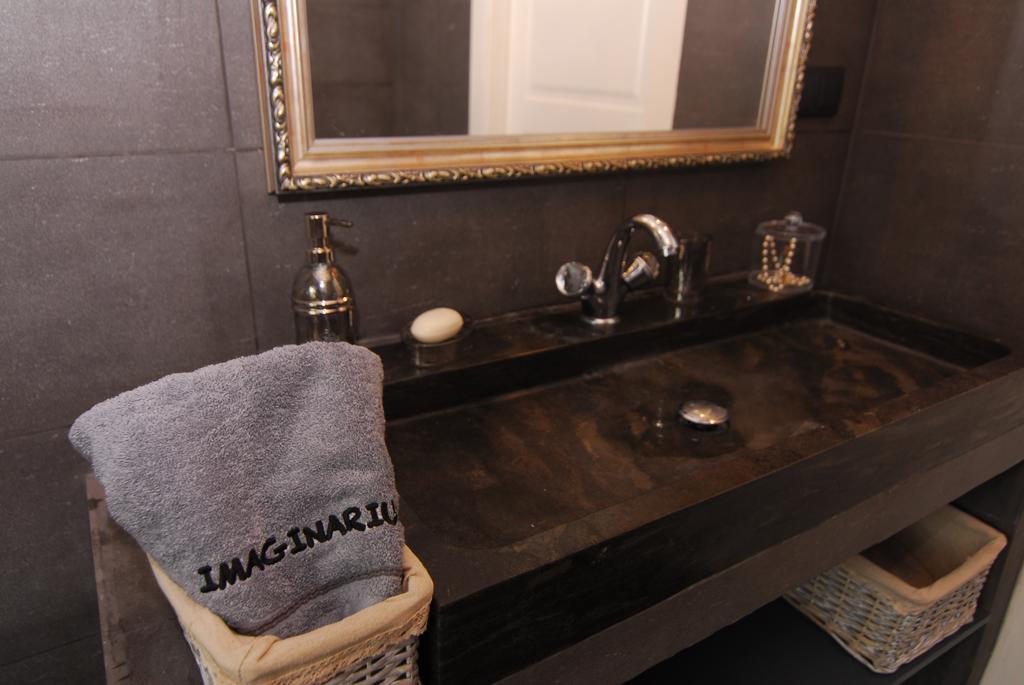 Imaginarium Syracuse Room photo